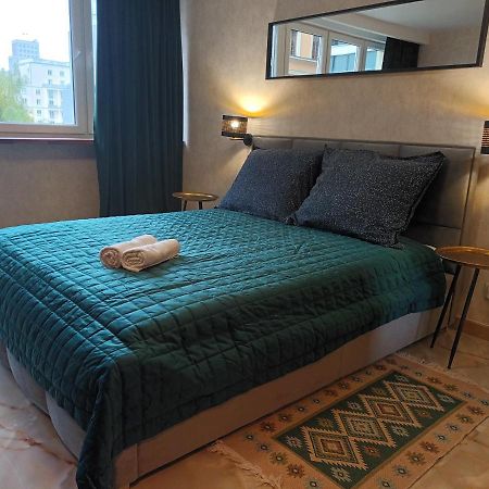 Green Apartament W Centrum Βαρσοβία Εξωτερικό φωτογραφία