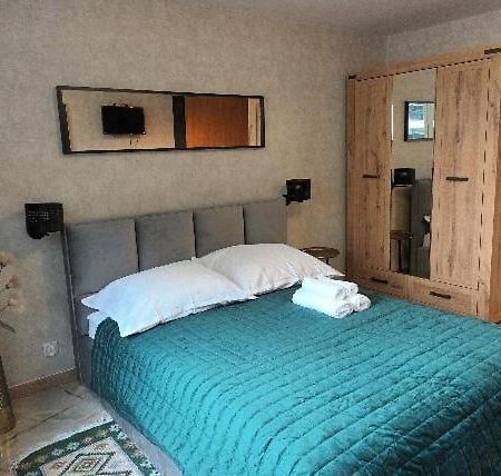Green Apartament W Centrum Βαρσοβία Εξωτερικό φωτογραφία